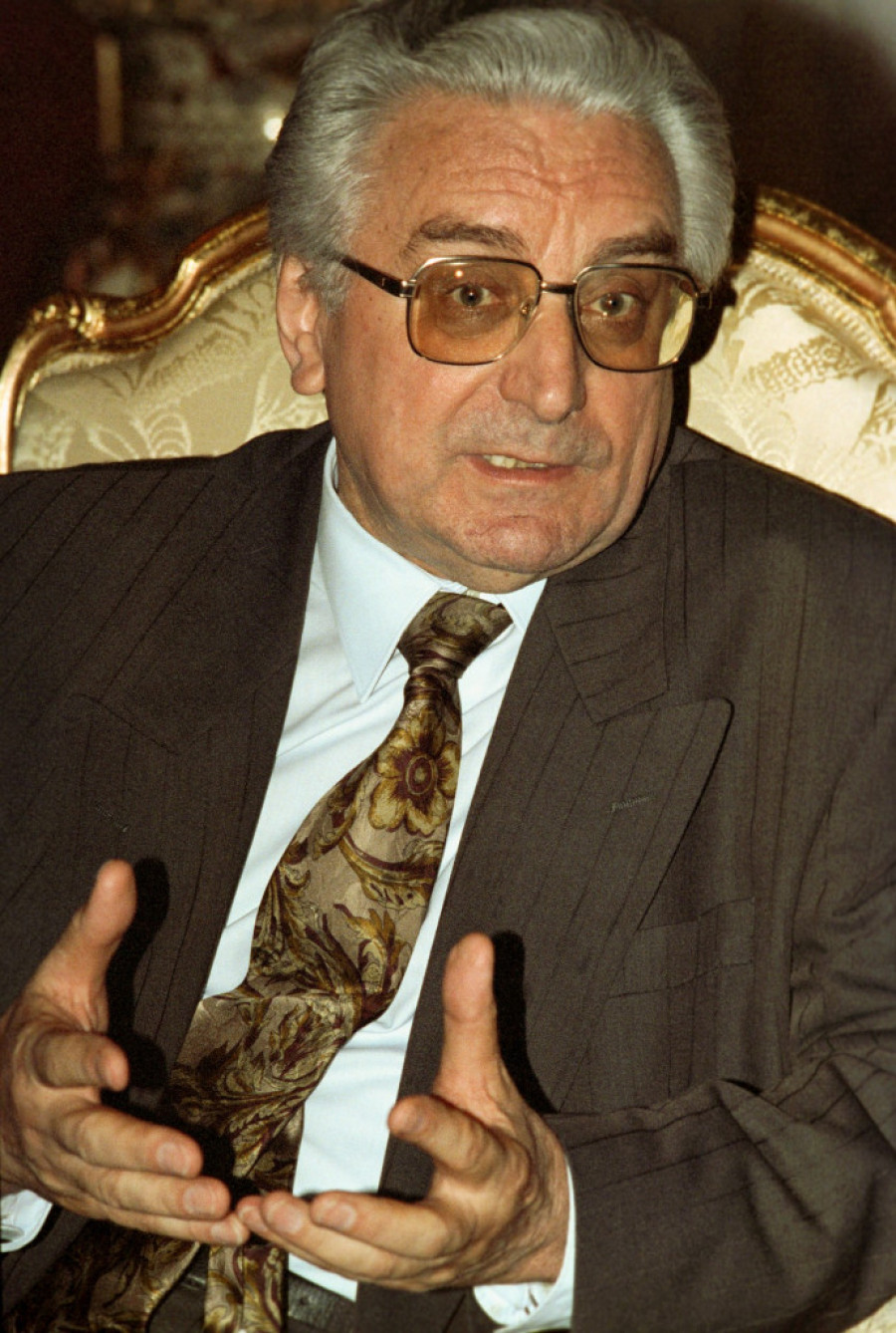 Netfliks snima seriju o Franji Tuđmanu: Nećete verovati ko će ga glumiti, a još šokantije je da će njegovu ženu igrati slavni glumac (FOTO)