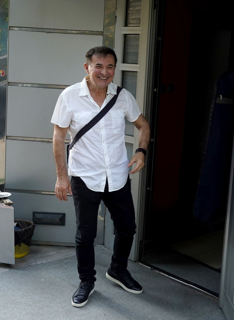 Izbila pucnjava na nastupu Mitra Mirića! "Taj rikošet je nekoga pogodio!"