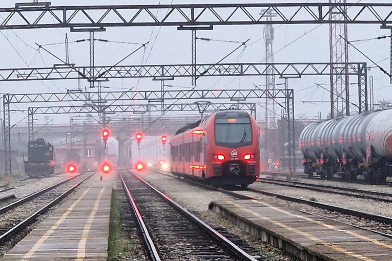 Na brzoj pruzi Beograd - Novi Sad vozovi ponovo idu 200 kilometara na sat! Najavljene strože kazne za kradljivce