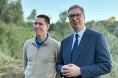 Predsednik Vučić o napadima na sina Danila: Vaspitao sam ga da voli Kosovo i Republiku Srpsku
