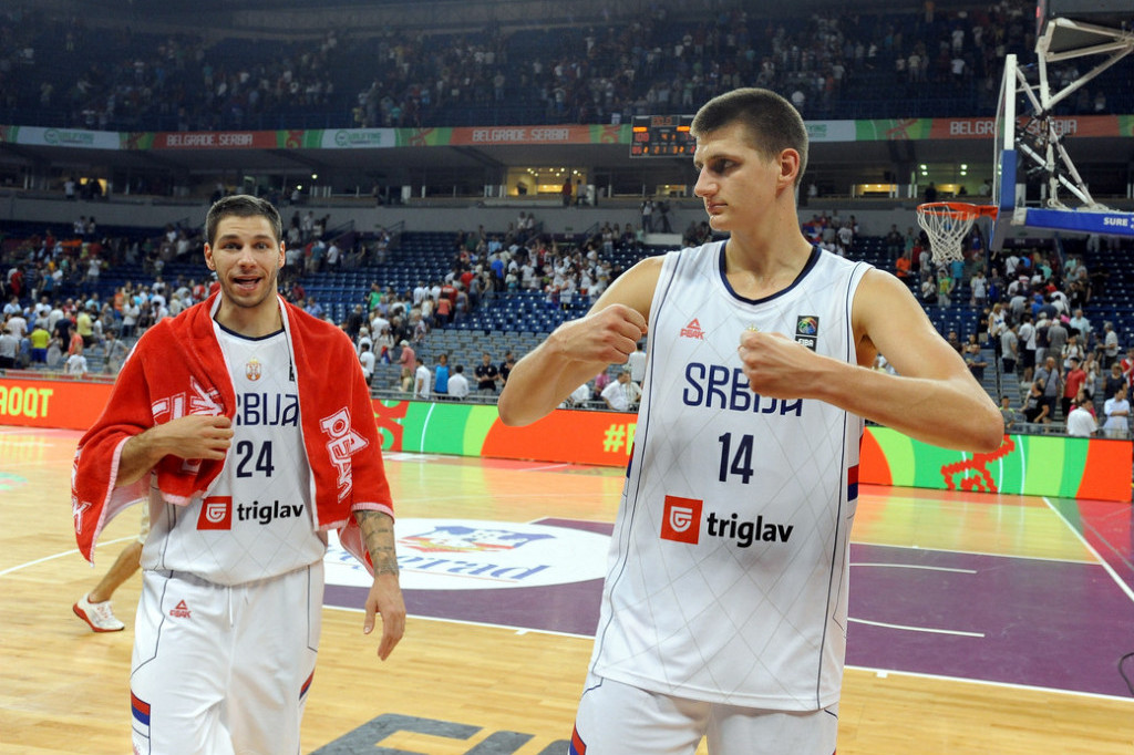 Hit priča! Jokić sada hara NBA ligom, a kako su ga samo "maltretirali" saigrači iz reprezentacije Srbije