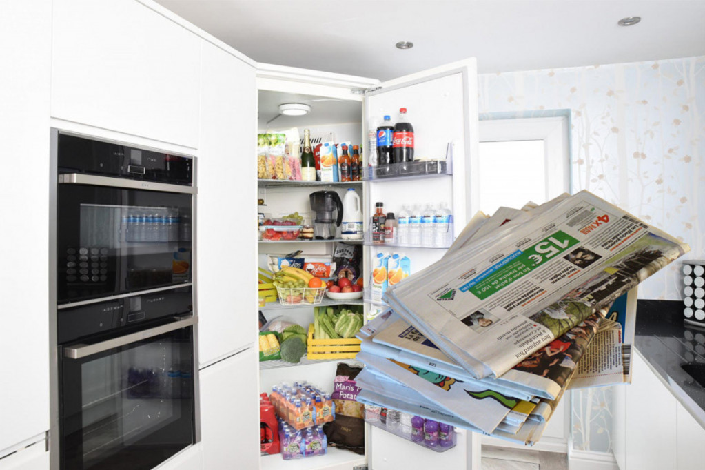 Bake su znale najbolje: Zašto bi u frižideru uvek trebalo da držimo vlažne novine?