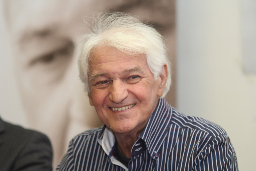 Balada „Bacila je sve niz rijeku“ krije tragičnu ljubavnu priču: Dva muzičara su ogolila dušu, a jedan je mnogo propatio