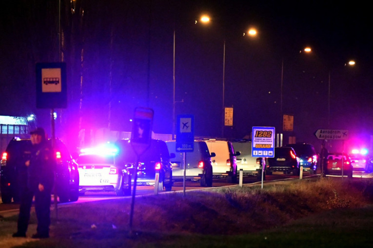 Žena automobilom podletela pod kamion: Teška saobraćajna nesreća kod Prnjavora!