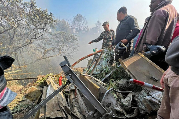 Pronađena crna kutija iz aviona koji se srušio u Nepalu! (VIDEO)