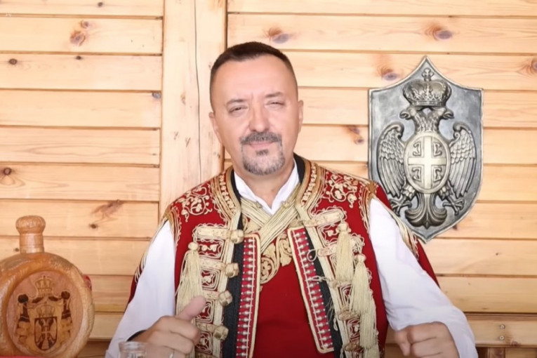 Novi napad na Srbe u Crnoj Gori zbog pesme: Milomir Miljanić pozvan na informativni razgovor (VIDEO)