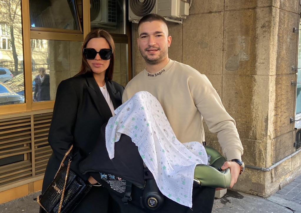 "Pere piliće i sređuje sudove!" Evo šta kažu na pijaci za Mirka Šijana i njegov biznis