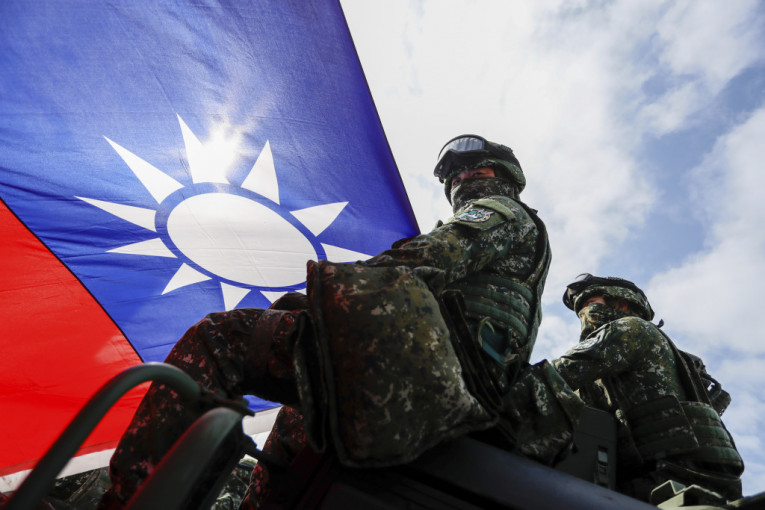 Tajvan dozvolio vojnu obuku ženama! Zbog straha od Kine menjaju praksu