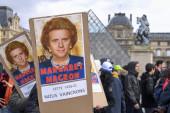 „Zidovi Jelisejske palate moraju da podrhtavaju!" Penziona reforma izvela Francuze na ulice, sindikati se udružili protiv Makrona (FOTO)