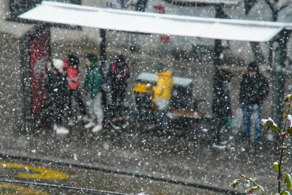 Oblačno i vetrovito: Na planinama sneg, do 14 stepeni!