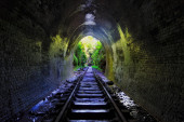 Turistička atrakcija sa drugog kraja sveta! Tunel svetlećih crva, jedno od najneverovatnijih mesta na planeti (FOTO)