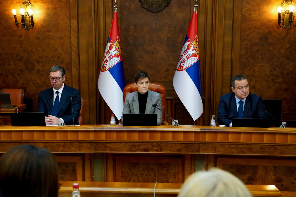 Predsednik Vučić u Vladi Srbije: Informisao premijerku i ministre o sastanku sa međunarodnom "petorkom", večeras se obraća javnosti