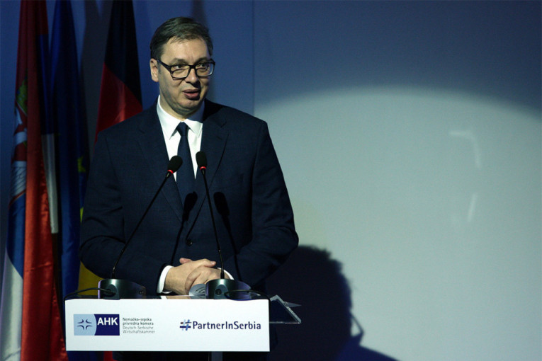 Predsednik Vučić: Uskoro će nemačke firme u Srbiji zapošljavati više od 100.000 naših ljudi
