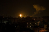 Napeto na Bliskom istoku: Palestinci iz Gaze ispalili dve rakete, Izrael izveo više napada