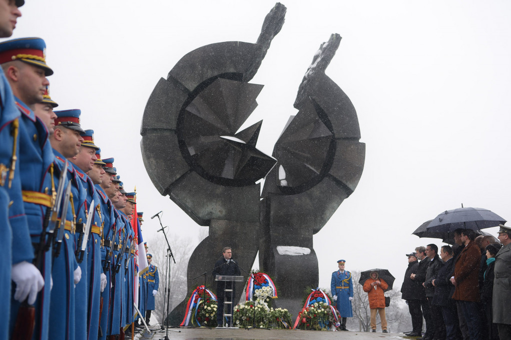U Beogradu obeležen Međunarodni dan sećanja na žrtve Holokausta: Dan kada su vojnici sovjetske Crvene armije oslobodili Aušvic (FOTO)