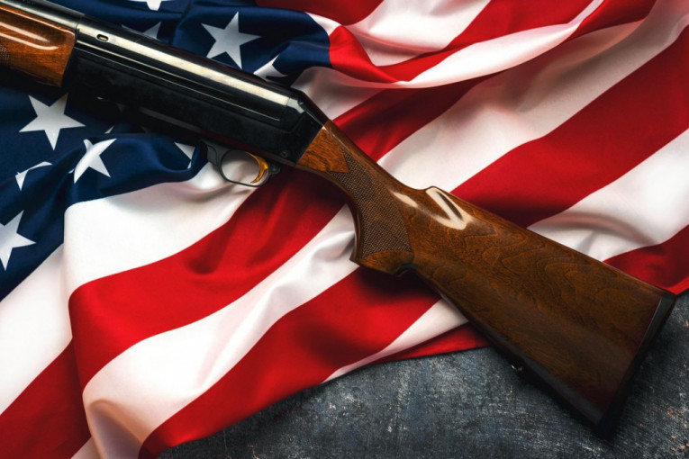 Tek će da se puca: Sud u Kaliforniji odobrio nošenje oružja na otvorenom