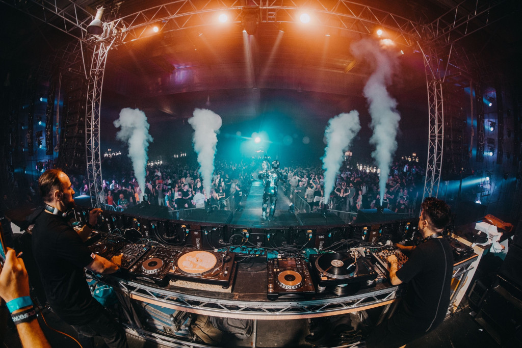 Marko Nastić slavi 25 godina karijere: Za svaku godinu po četiri velika hita