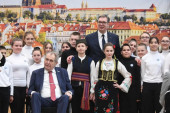 Mesto za okupljanja, sastanke i privredne kontakte: Vučić i Zeman otvorili Češki dom (FOTO)