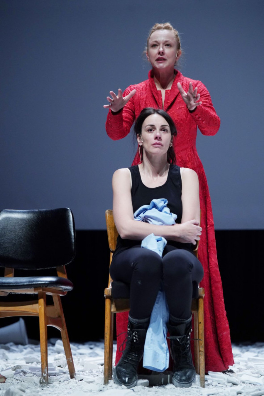 Sloboda Mićalović u „Vatrama“: Premijera u Barseloni (FOTO)