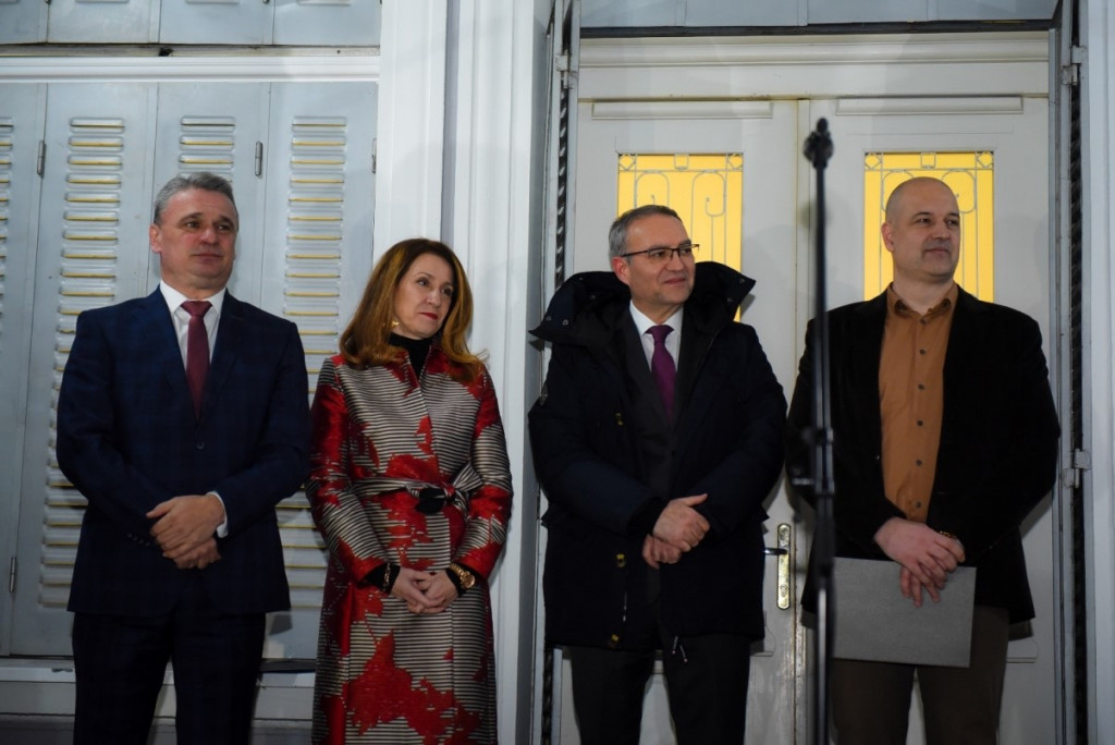 Neprevaziđena dela na izložbi "Kolekcija kao ogledalo": Odraz savremenog trenutka u slikama velikih majstora (FOTO)