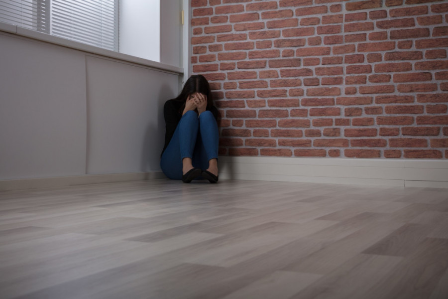 Uhapšen nasilnik sa Zvezdare: Satima tukao ženu, polivao je vodom i urinirao po njoj!