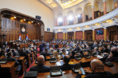 Skupština danas nastavlja raspravu o bezbednosnoj situaciji nakon masovnih ubistava u Beogradu