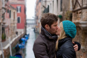 Najšarmantnija mesta na svetu za romantični poljubac