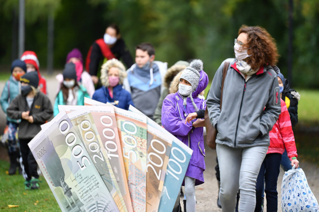 Ekskurzije postale luksuz: Cene skaču, roditelji se pitaju ko to može da plati