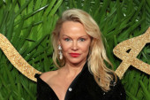 Pamela Anderson priznala da je pre "Plejboja" bila stidljiva: Mrzela sam samu sebe zbog izgleda!