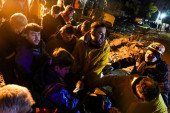 Preko 3.000 mrtvih nakon razornog zemljotresa u Turskoj! Ljudi iz ruševina na Fejsbuku uživo traže pomoć, drugi potres ostao misterija