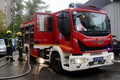 Buknuo požar u kući u Kruševcu:  Žar ispao prilikom loženja, ljudima ukazana pomoć zbog udisanja dima