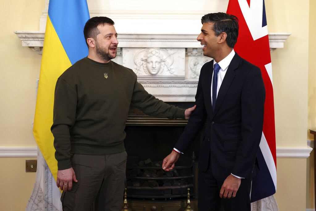Riši Sunak danas stiže u Ukrajinu: Britanija obećala da će uputiti novu vojnu pomoć od 2,5 milijardi funti!