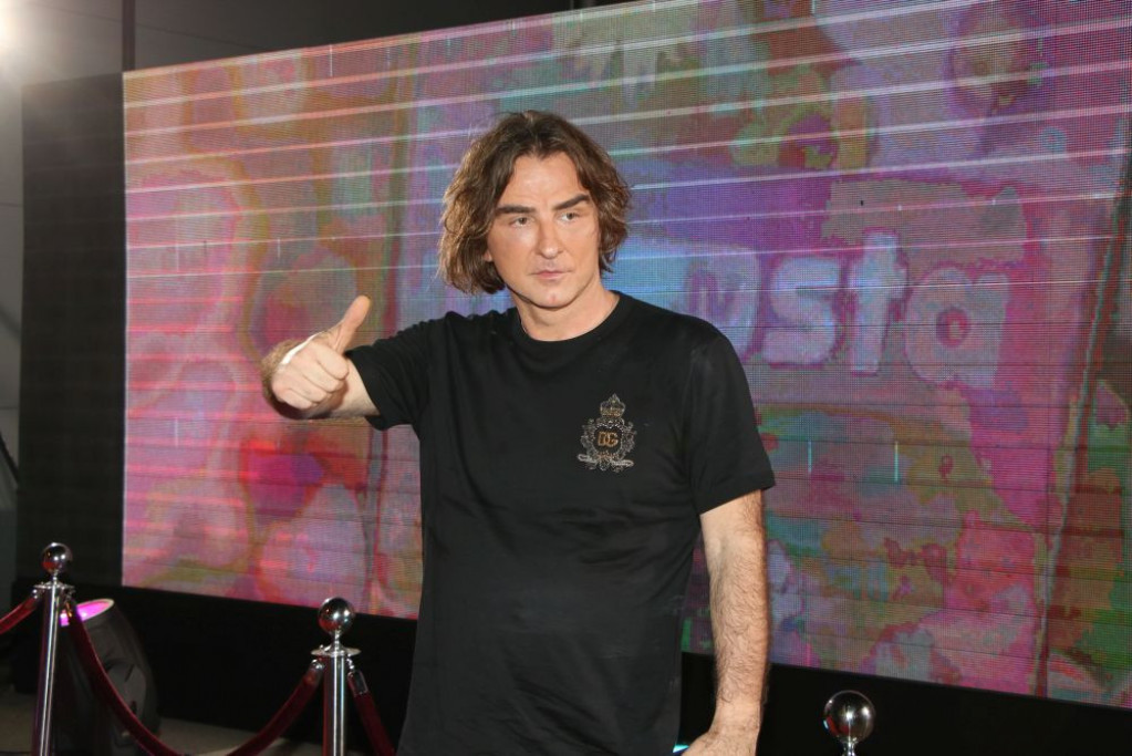 „Ovo je projekat koji će naslediti Zadrugu!" Mitrović sve potanko objasnio: Kasting samo što ne počne, glavna nagrada je 100.000 evra (FOTO)