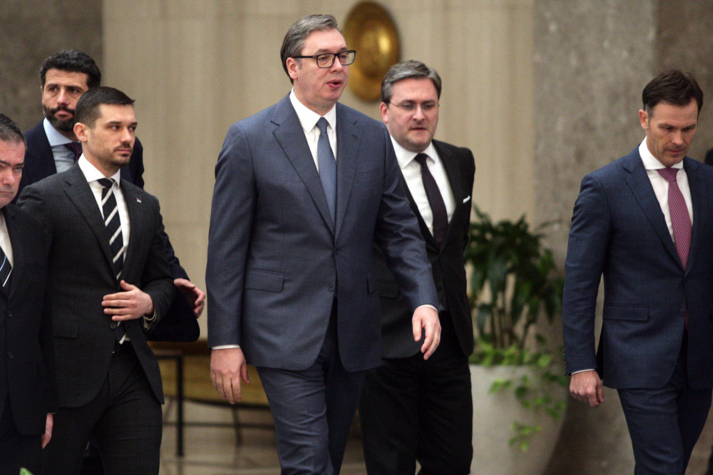 Nedelja sa predsednikom: Srbija će, uprkos svim poteškoćama koje nas očekuju, nastaviti da raste i napreduje!
