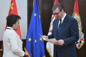 Prijateljstvo Kine i Srbije prevazilazi planine i okeane: Čen Bo uručila Vučiću pismo od predsednika Si Đinpinga