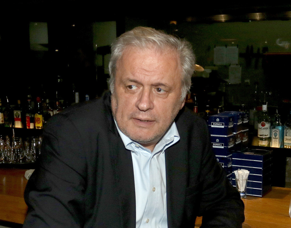 Zašto se RTS gadi većini građana Srbije i zašto našim novcem pune džepove pojedinaca?