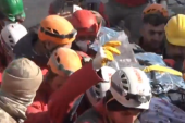 Žena spašena iz ruševina u Turskoj posle 222 sata: Devet dana čekala pomoć (VIDEO)