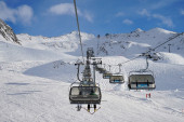 Planinski dragulj nepravedno zapostavljen! Nalazi se na samo 2 sata od Beograda, a skijanje košta svega 2.000 dinara!