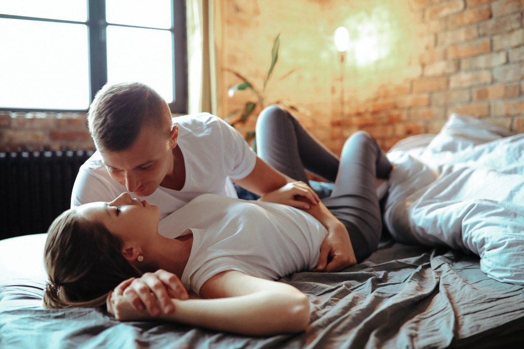 Šta kada se ne osećate poželjno: Najbolji saveti za povratak bliskosti i uzbuđenja u krevetu