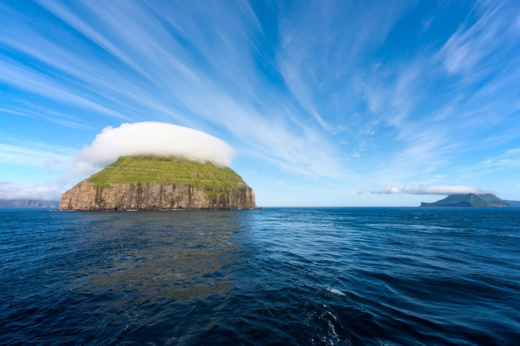 Ovo malo ostrvo ima svoj lični oblak