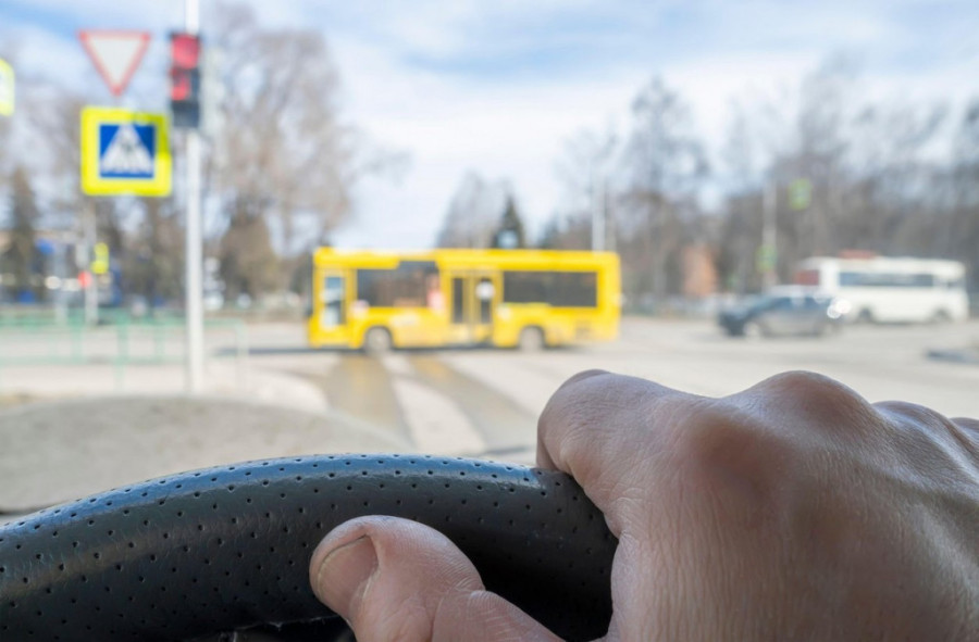 Idete na odmor u zemlje regiona? Izbegnite kazne tako što ćete poštovati saobraćajna pravila koja tamo važe