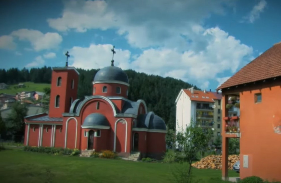 Đukanović širi podele kako bi ublažio poraz na izborima: Šta se krije iza napada na crkvu i sveštenika u Rožajama?