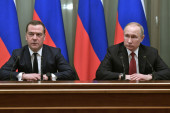 Medvedev poslao jasnu poruku: Treba pomeriti granice pretnji našoj zemlji, čak i ako će to biti granice Poljske