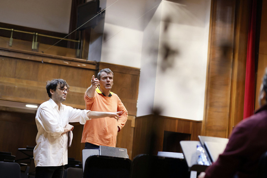 Spektakl na Kolarcu obezbeđuju vatrogasci: „Toska“ pod svećama kakvu Beograd nije video (FOTO)