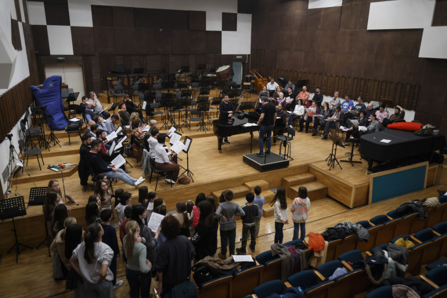 Spektakl na Kolarcu obezbeđuju vatrogasci: „Toska“ pod svećama kakvu Beograd nije video (FOTO)