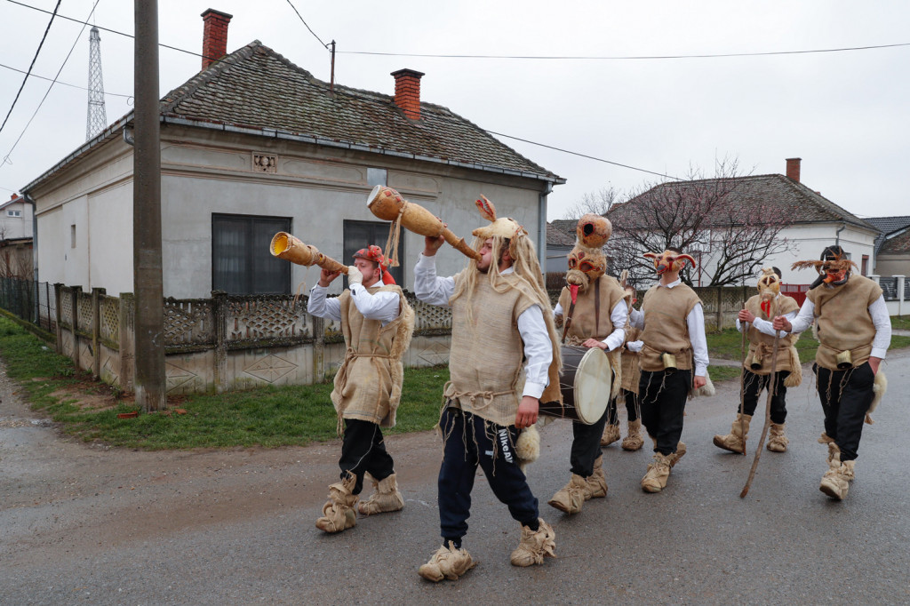 Tmurno jutro, hladan dan: Oblačno, vetrovito i sa padavinama!