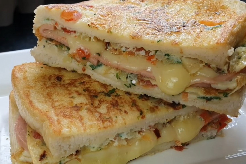 Recept dana: Topli sendviči sa jajima iz tiganja - očas posla gotovi, a toliko su dobri i ukusni da ćete ih spremati ponovo (VIDEO)