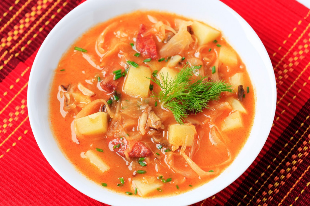 Stiže sezona kupusa! Uz samo jedan začin pretvorite ga u kuvano jelo dostojno najboljih restorana