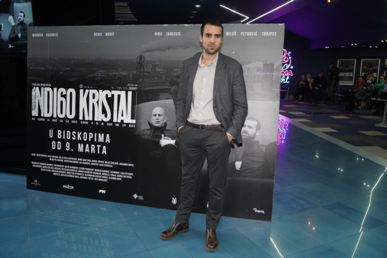 "Indigo kristal", sirova priča o klincima koji su pošli pogrešnim putem: Crno-beli rolerkoster (FOTO/VIDEO)