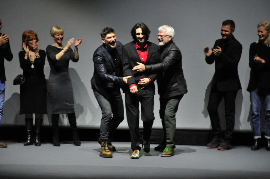 Emocije, sećanja, rokenrol i priča o jednoj porodici: Film „YU grupa - Trenutak sna“ uz ovacije prikazan na FEST-u (FOTO)